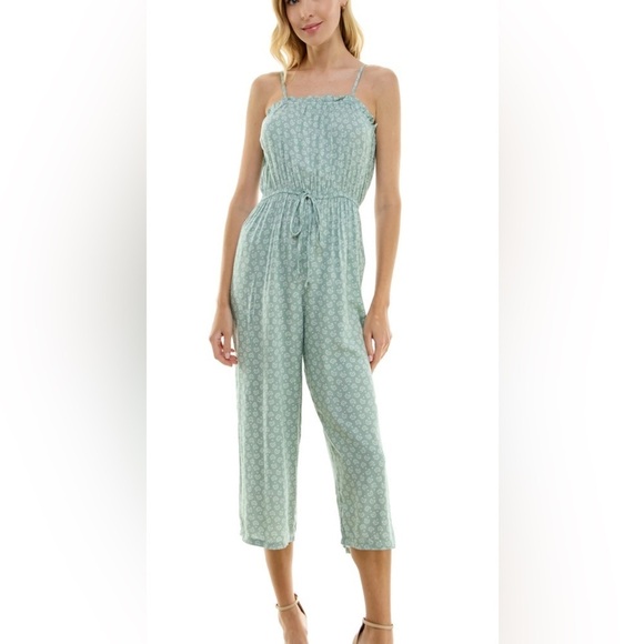 As U Wish Pants - As U Wish-Art Deco Print Light Sea Foam Green Color Capri Jumpsuit. Med-juniors